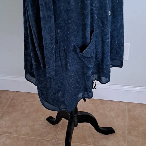 LOGO - Picture 3 of 15